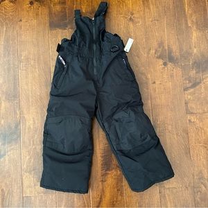 4T Black Amazon Essentials and Toddlers' Water-Resistant Snow Bib